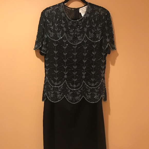 Papell Boutique Dresses & Skirts - Two piece dress